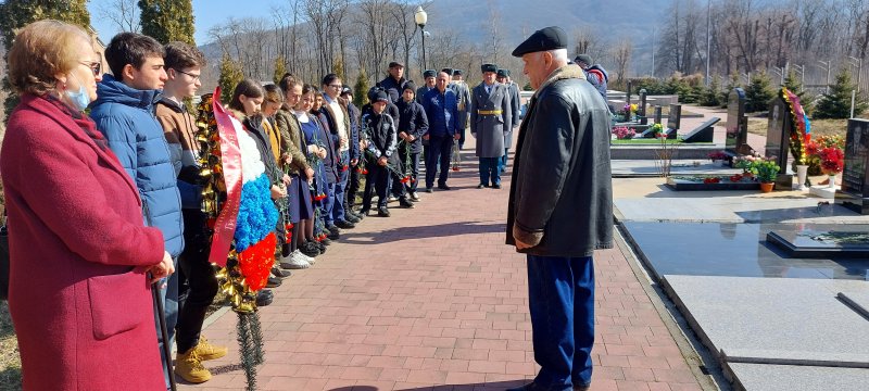 Во Владикавказе почтили память кавалера орденов Мужества и Красной Звезды Эдуарда Тиникашвили.